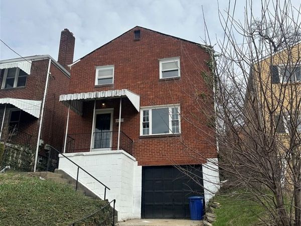 647 Dunster St, Pittsburgh, PA 15226