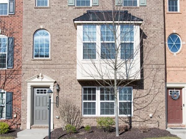 1719 St Johns Ln , Sewickley, PA 15143