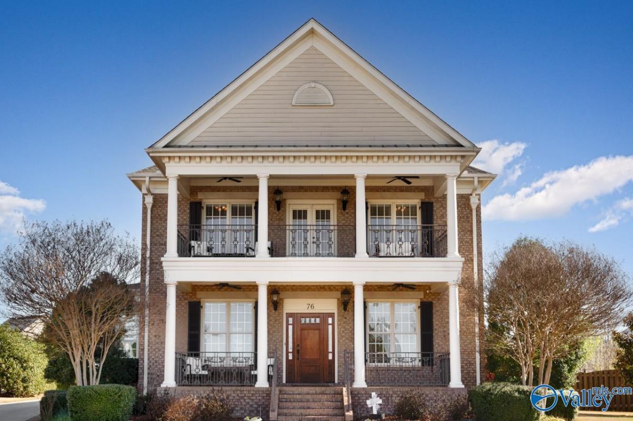 76 Lake Forest Blvd Sw, Huntsville, AL 35824 Main Photo