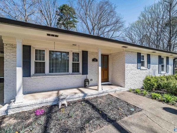 445 Golfview Drive NE, Arab, AL 35016