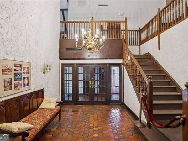 6851 Roswell Road, Unit F32, Atlanta, GA 30328