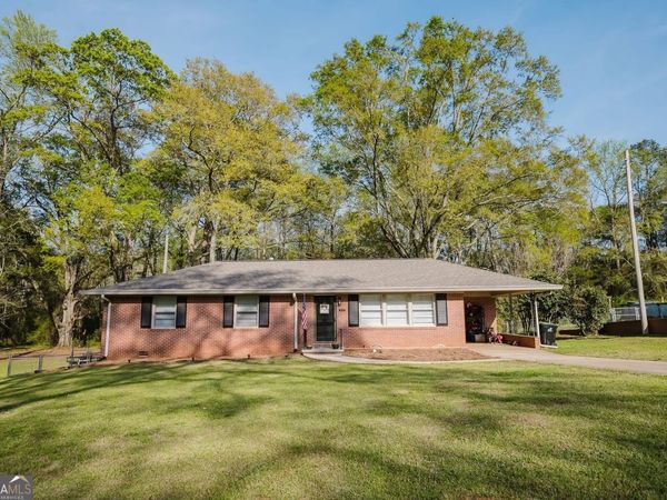 222 Redbud Drive, Barnesville, GA 30204