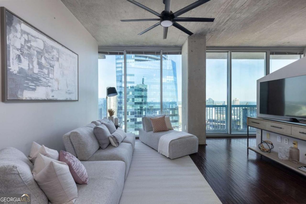 3324 Peachtree Road Ne, Unit 2611, Atlanta, GA 30326 Main Photo