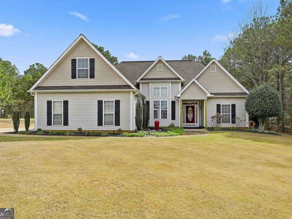 74 Fieldstone Farms Drive, Senoia, GA 30276