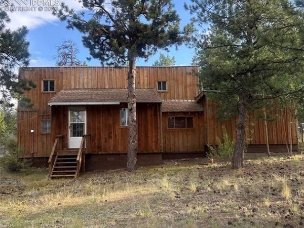 3800 Doe Valley Road, Guffey, CO 80820