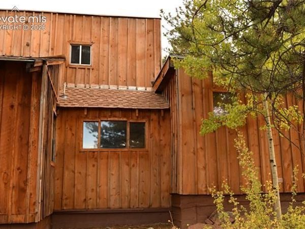 3800 Doe Valley Road, Guffey, CO 80820