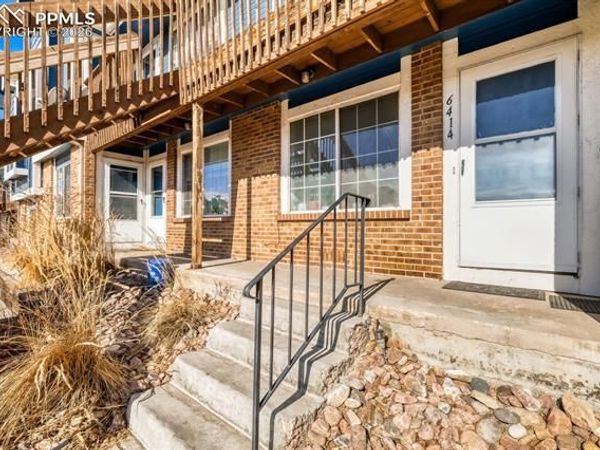 6414 Village Lane, Colorado Springs, CO 80918