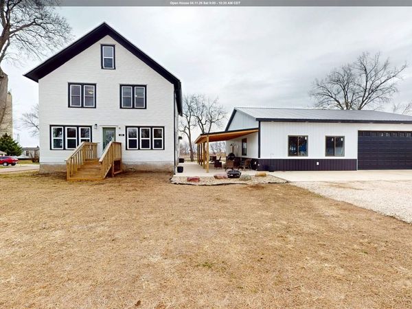 205 E 2ND ST, Meriden, IA 51037