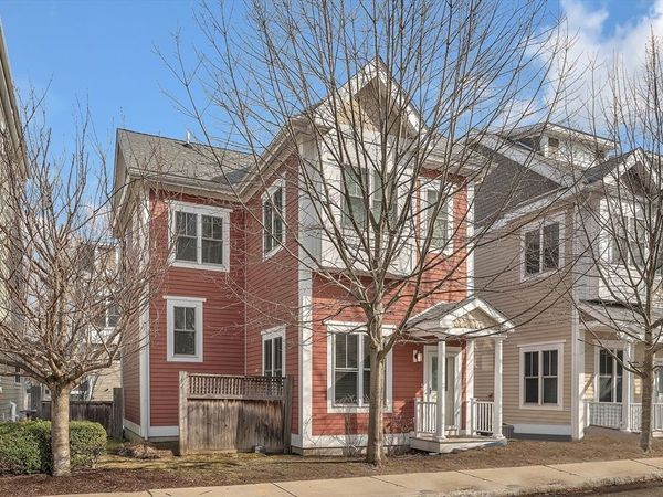 109 Harvey St, Unit 109, Cambridge, MA 02140