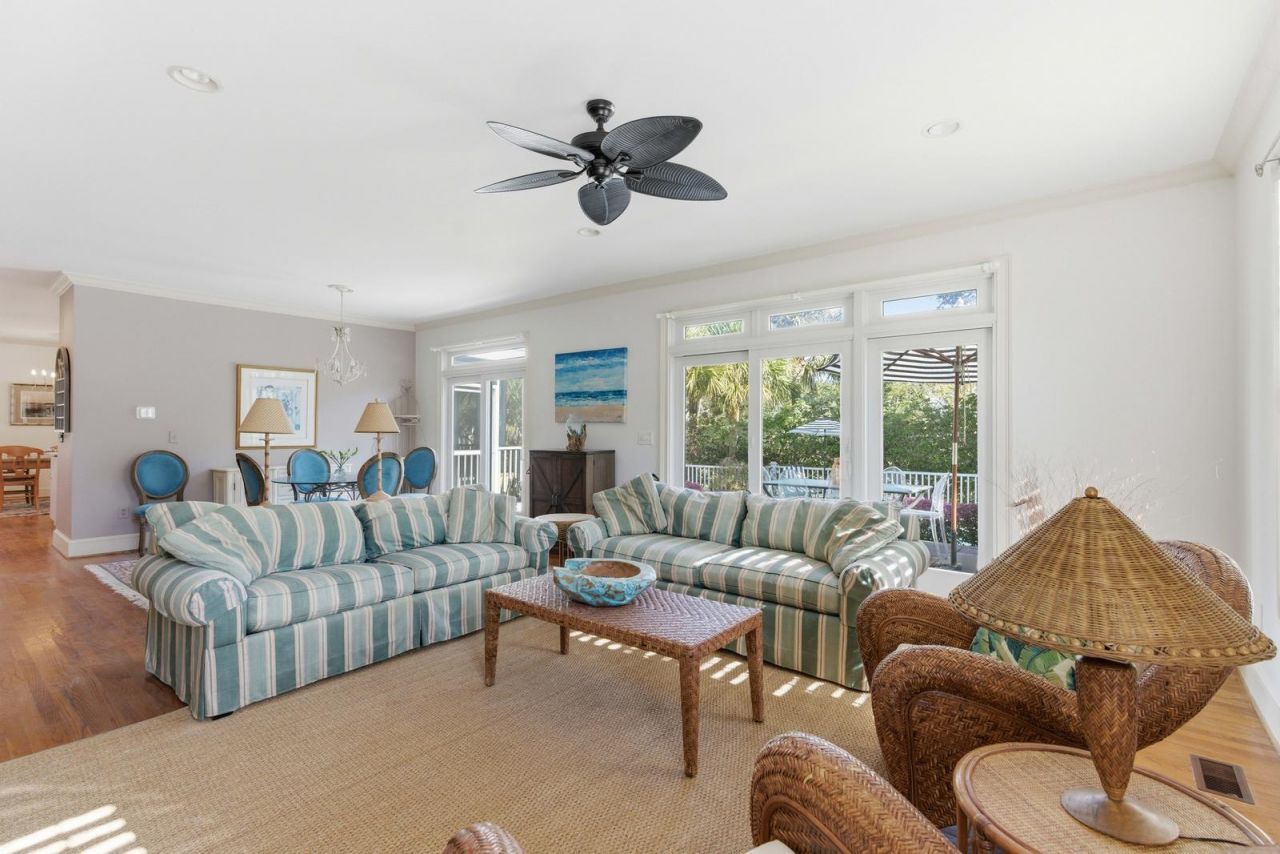 24 Commons Court Photo 12