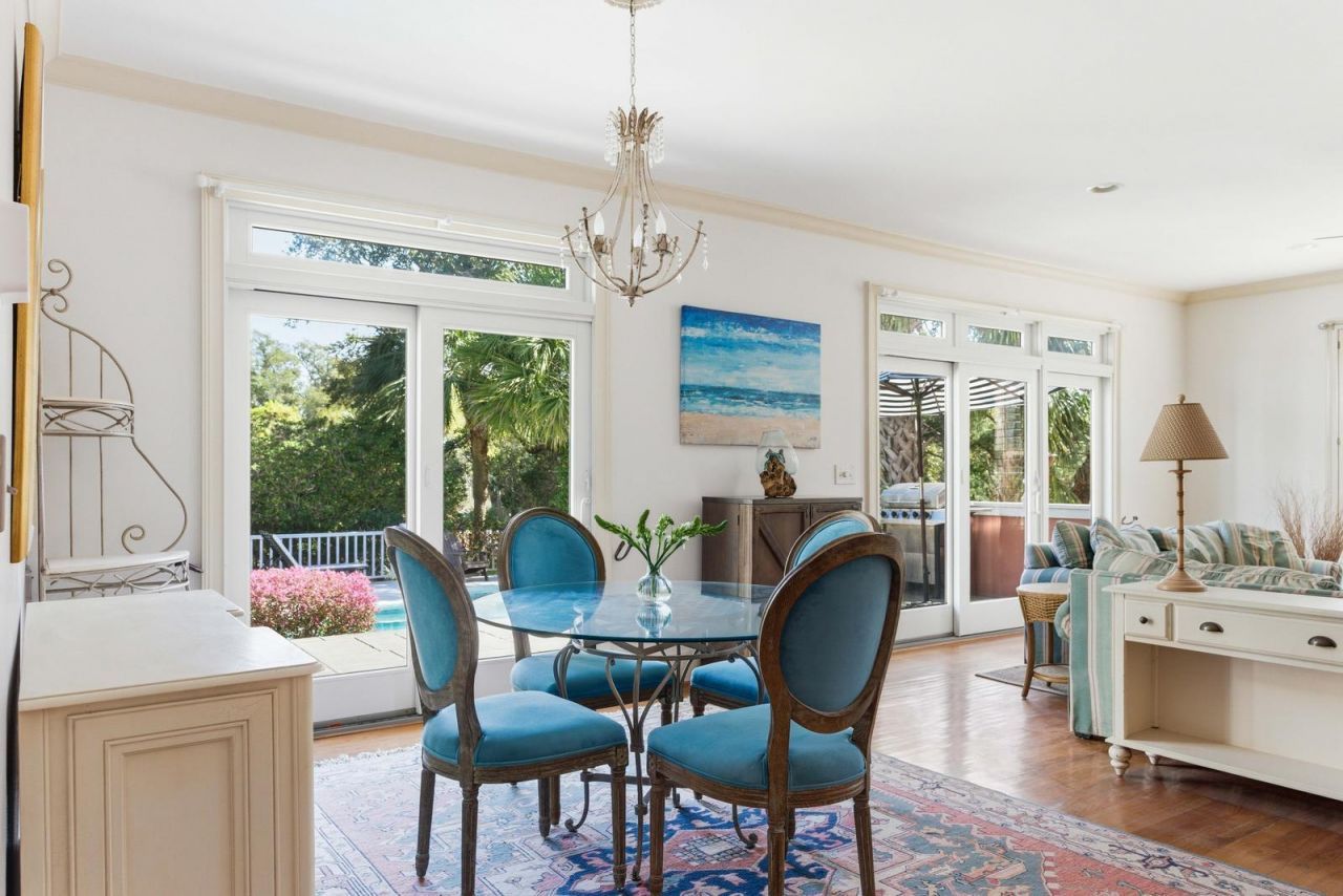 24 Commons Court Photo 16