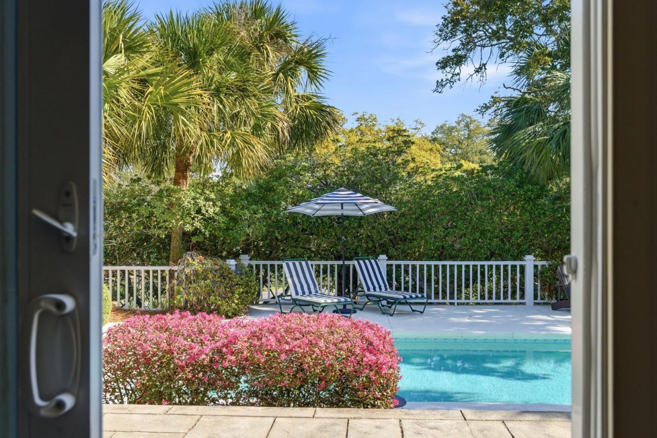 24 Commons Court Photo 17