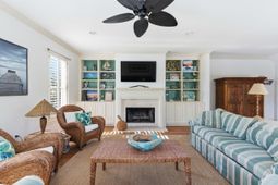 24 Commons Court photo 4