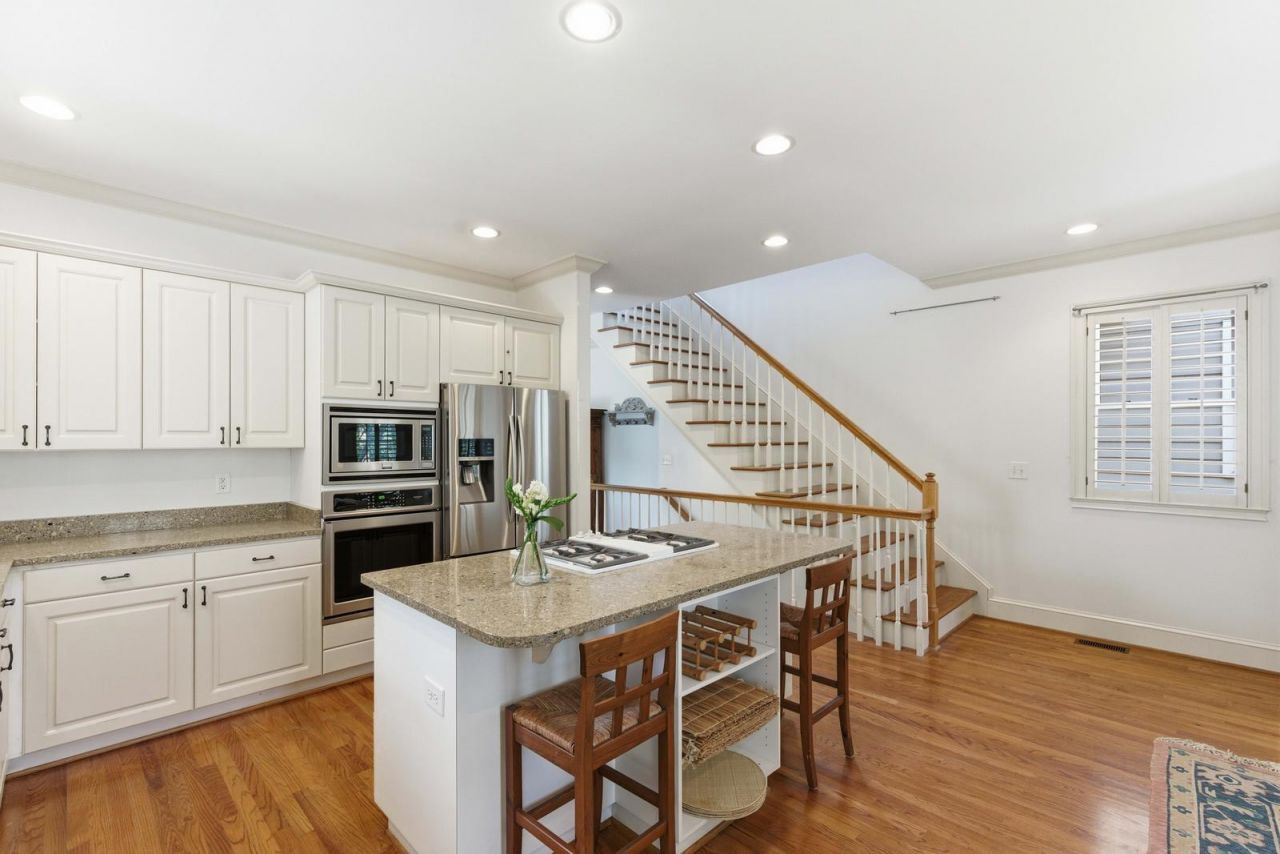 24 Commons Court Photo 26