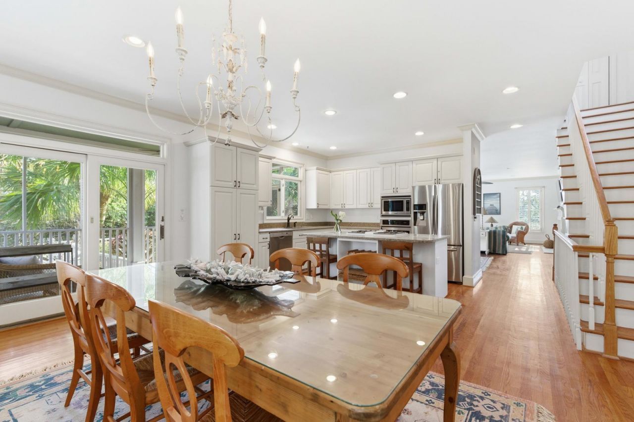 24 Commons Court Photo 30