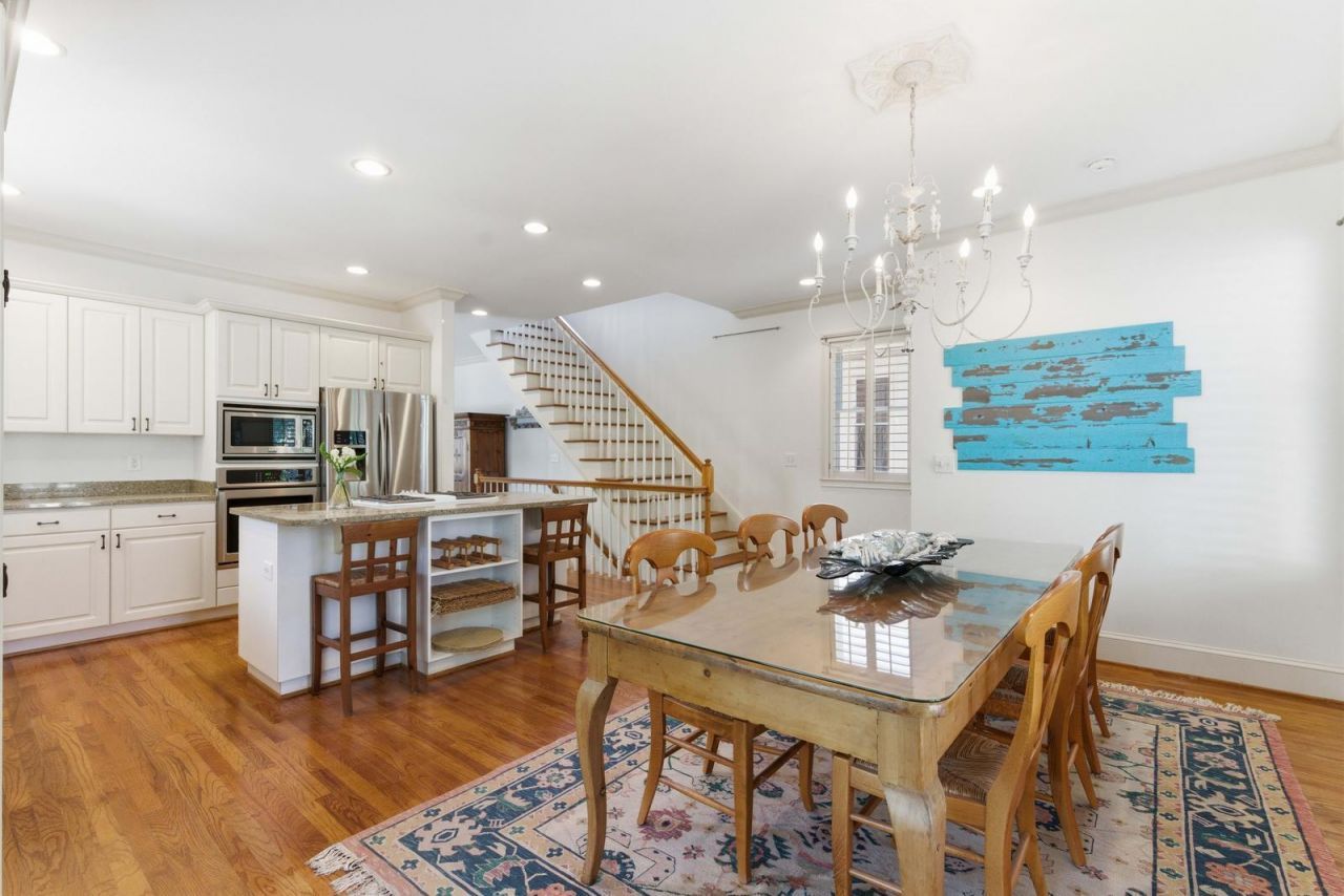 24 Commons Court Photo 31