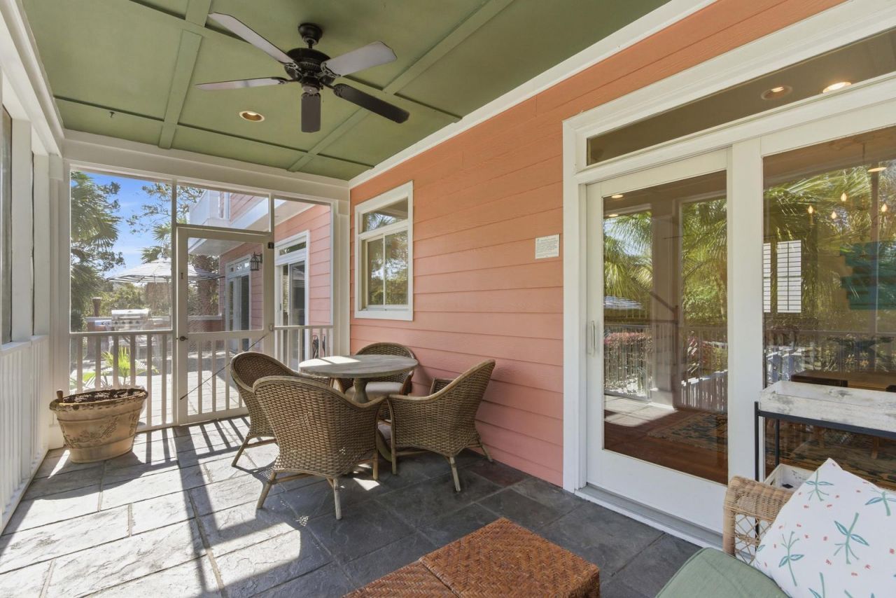 24 Commons Court Photo 33