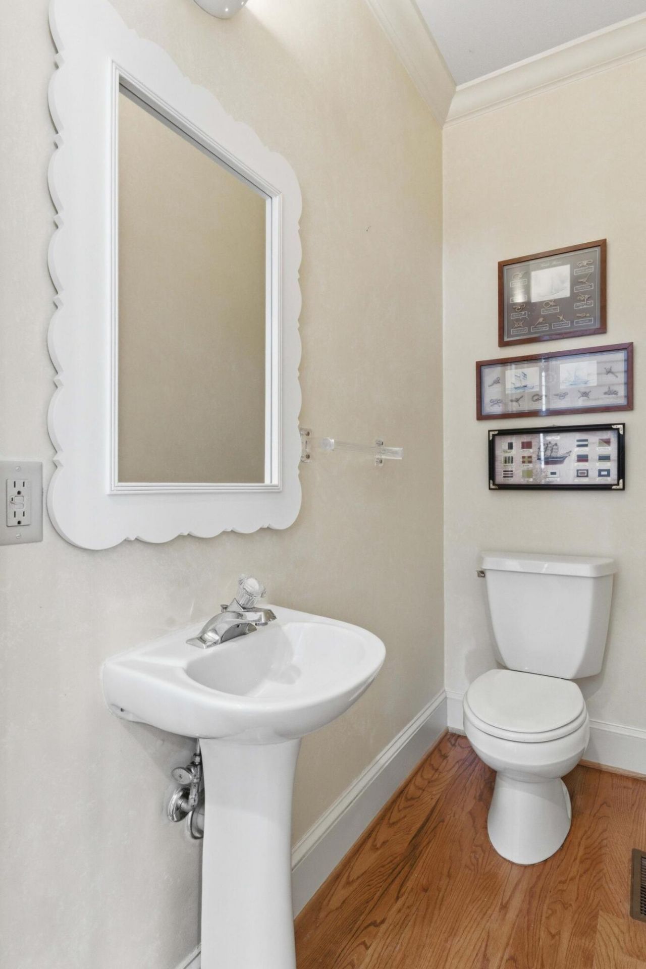 24 Commons Court Photo 35