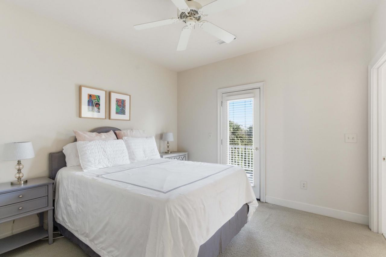 24 Commons Court Photo 41