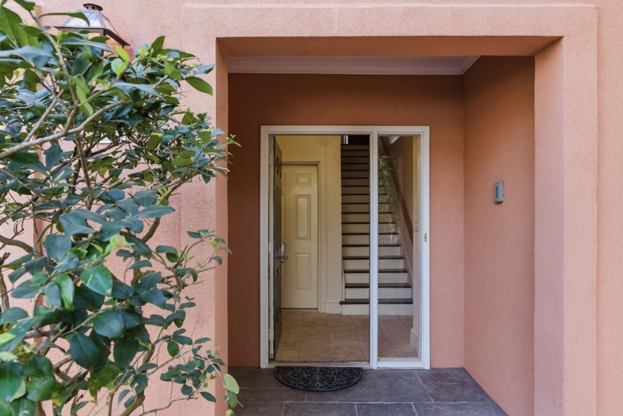 24 Commons Court Photo 51