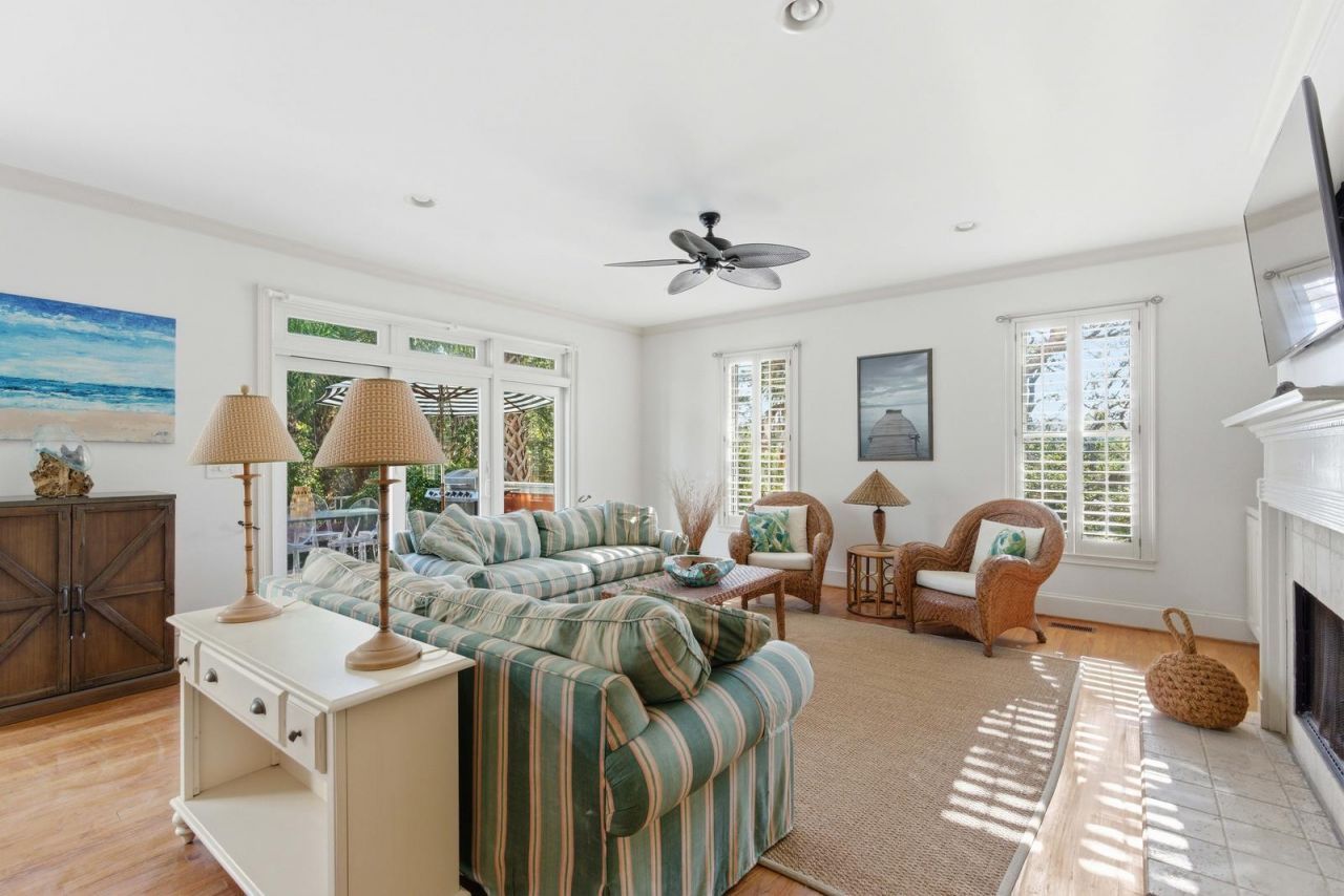 24 Commons Court Photo 8