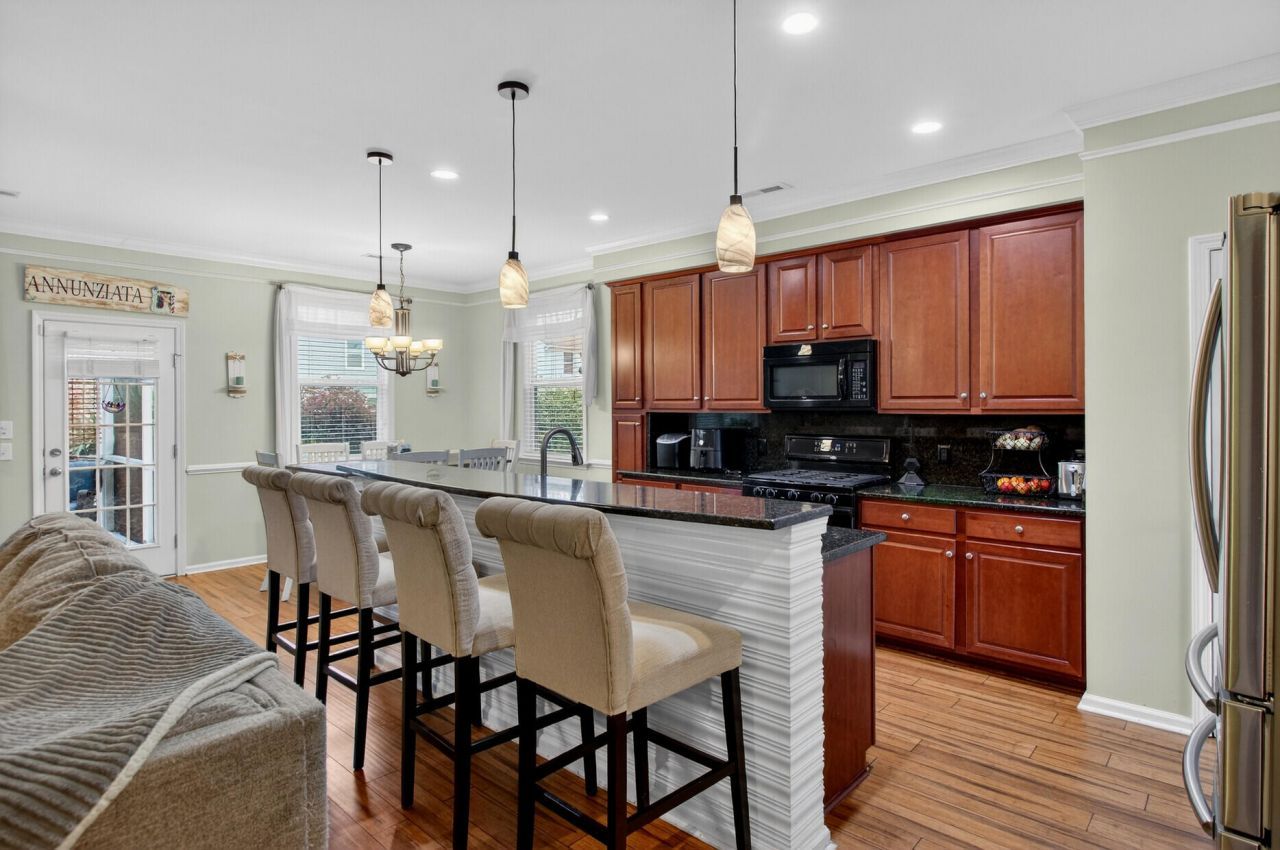 1810 Hockley Boulevard Photo 12