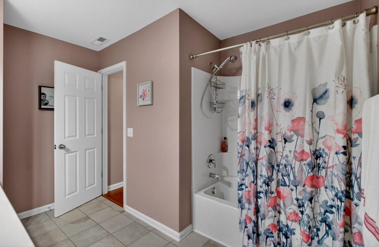 1810 Hockley Boulevard Photo 42