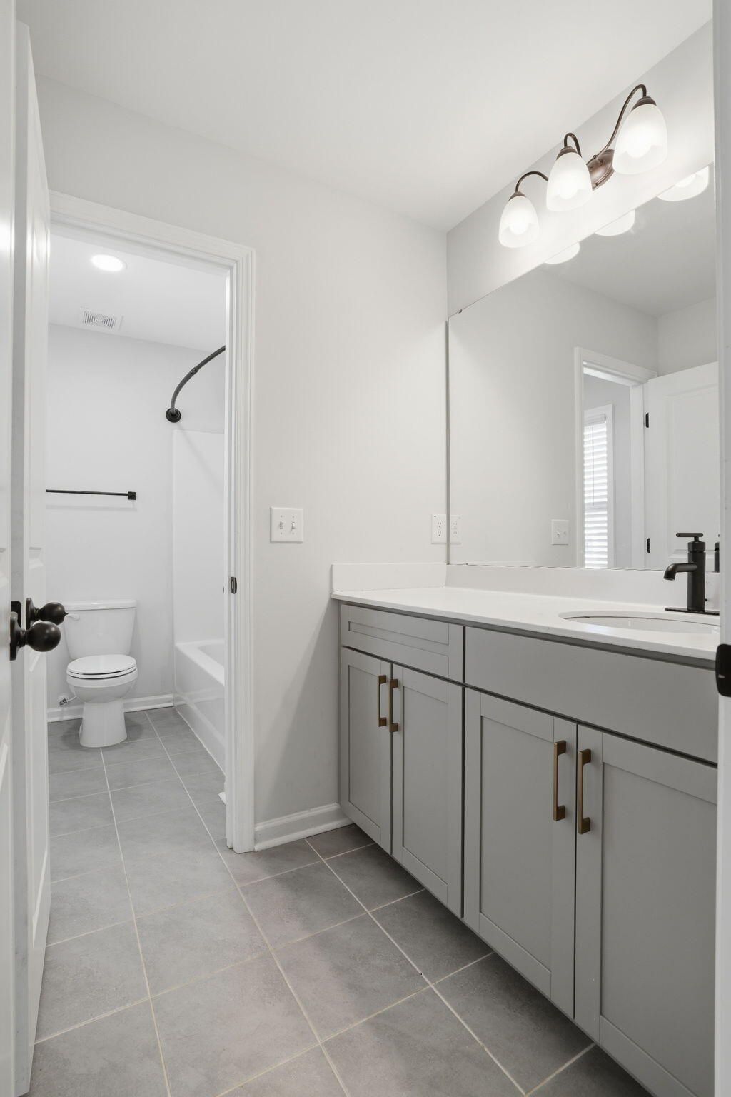 227 Old Grove Avenue Photo 23