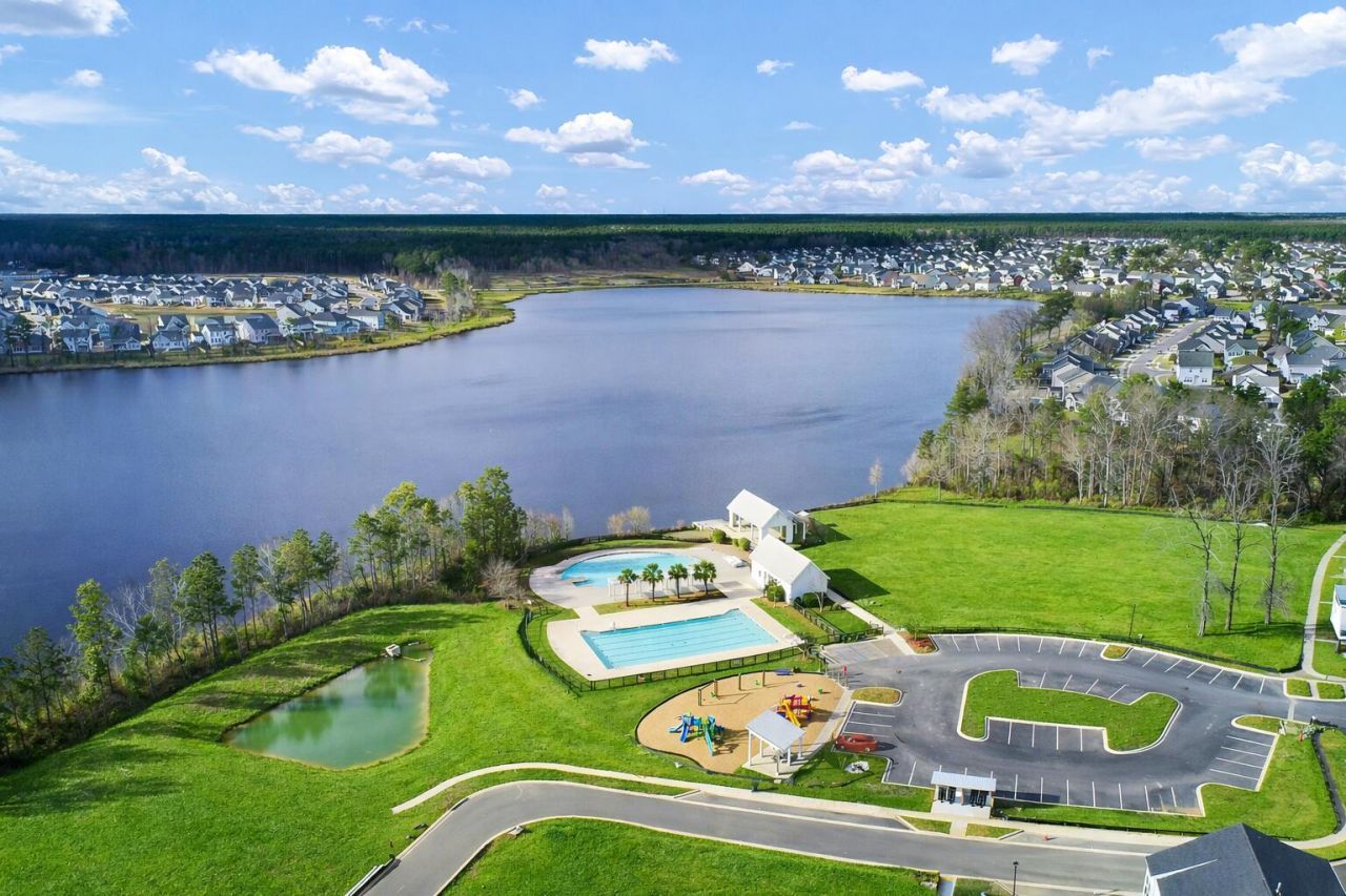 227 Old Grove Avenue Photo 35