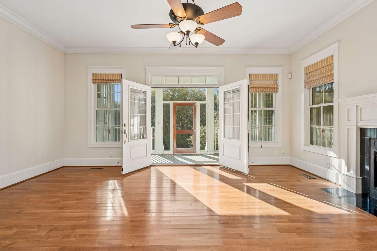 1603 Charlotte G Circle Photo 11