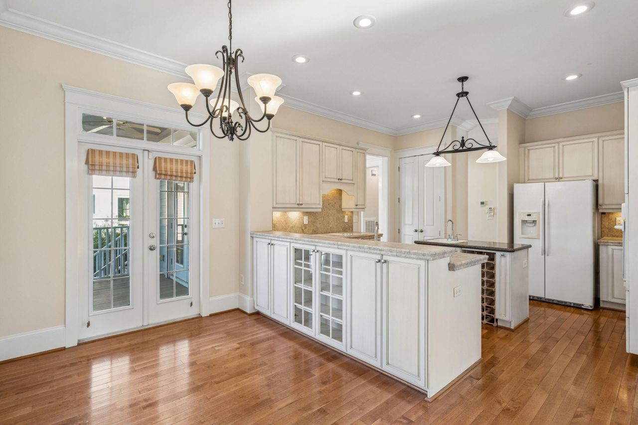 1603 Charlotte G Circle Photo 18