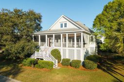 1603 Charlotte G Circle photo 4