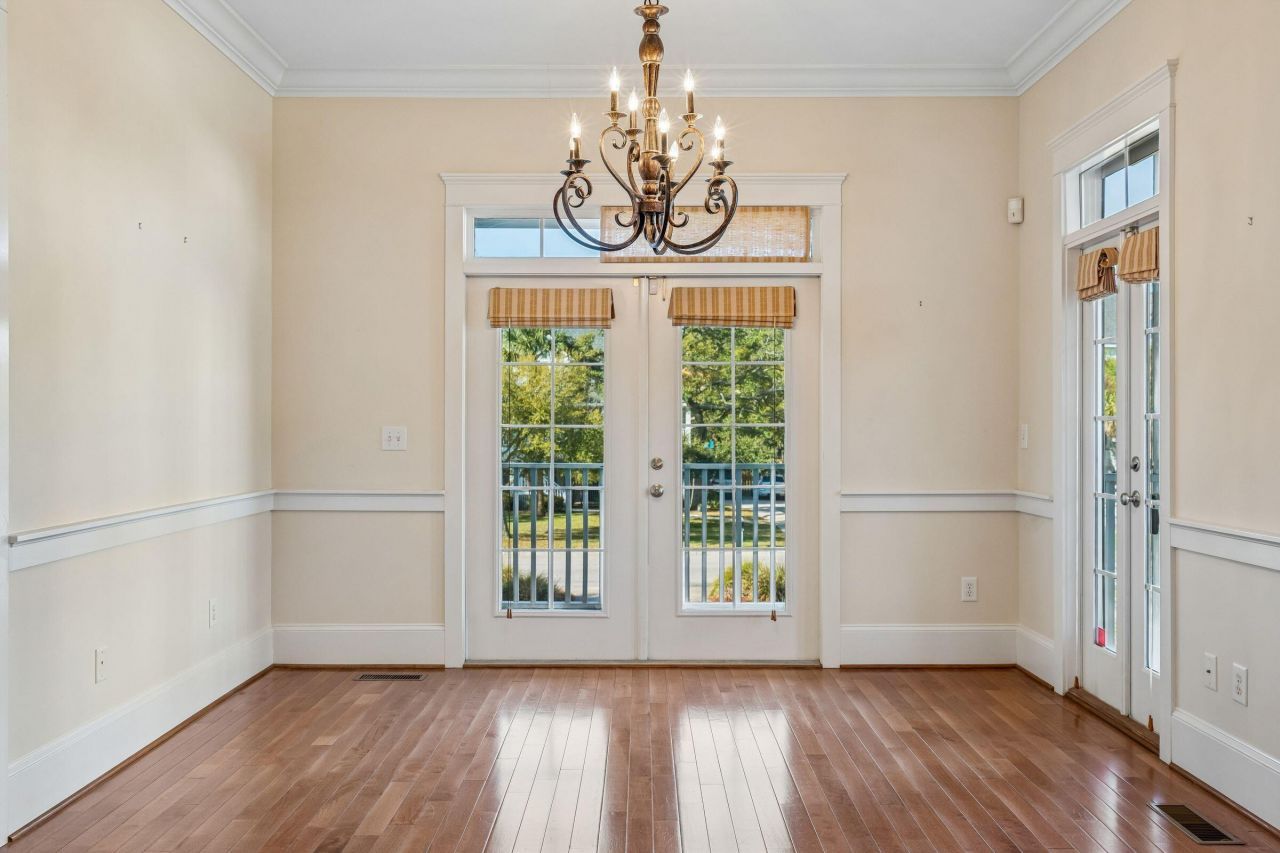 1603 Charlotte G Circle Photo 22