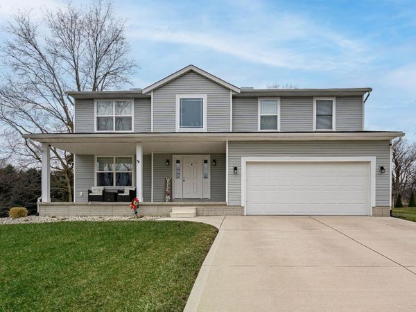 3712 N Delwood Drive, Port Clinton, OH 43452
