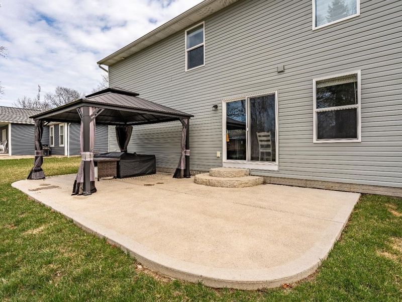 3712 N Delwood Drive, Port Clinton, OH 43452 Photo 2