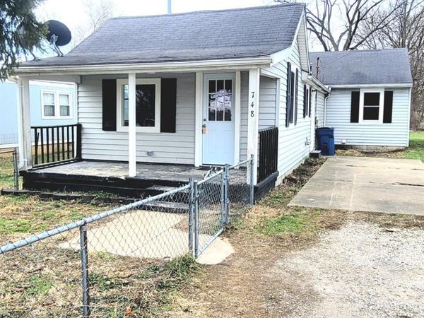 748 S. Front, Fremont, OH 43420