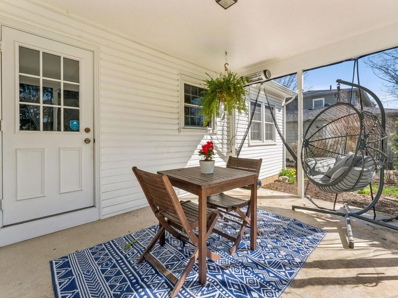 1435 Havencrest Court, Columbus, OH 43220 Photo 4