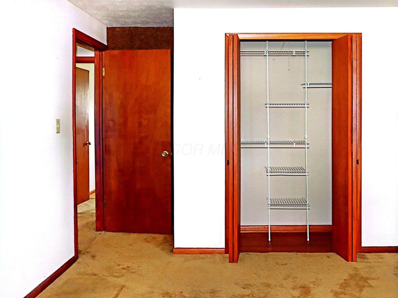 1522 Devonhurst Drive, Columbus, OH 43232 Photo 16