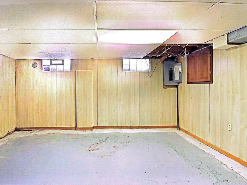 1522 Devonhurst Drive, Columbus, OH 43232 Photo 28