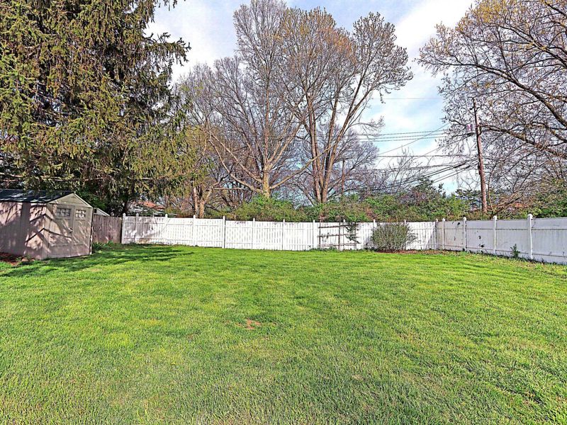 1522 Devonhurst Drive, Columbus, OH 43232 Photo 29