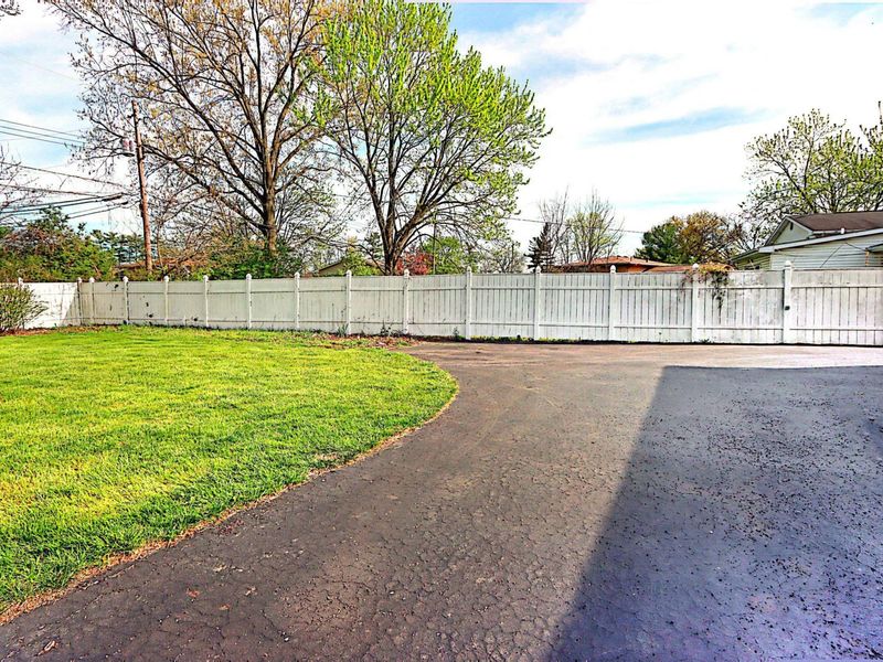 1522 Devonhurst Drive, Columbus, OH 43232 Photo 31