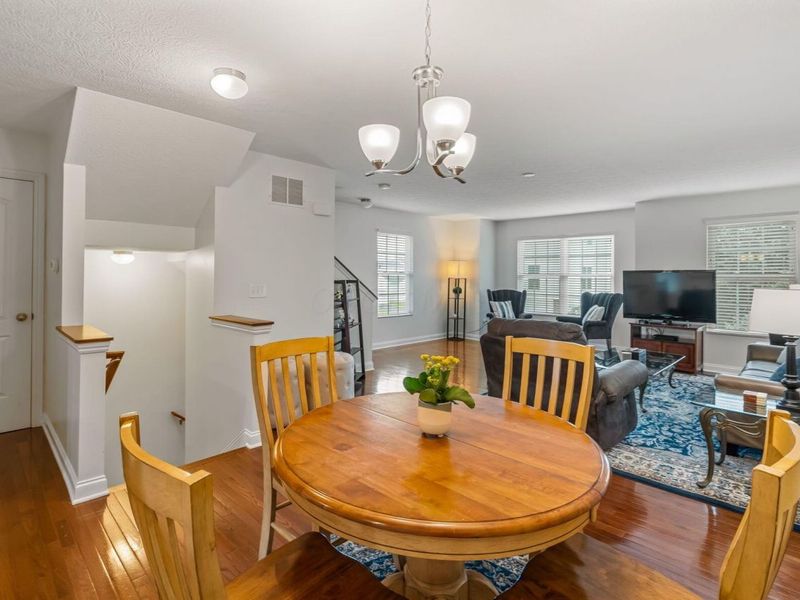 5974 Woodshire Drive, Unit 201, Westerville, OH 43081 Photo 13