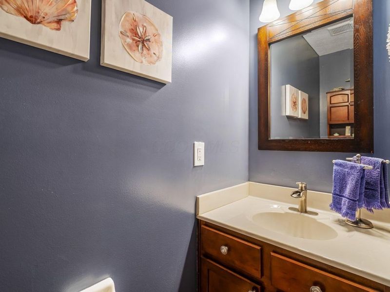 5974 Woodshire Drive, Unit 201, Westerville, OH 43081 Photo 15