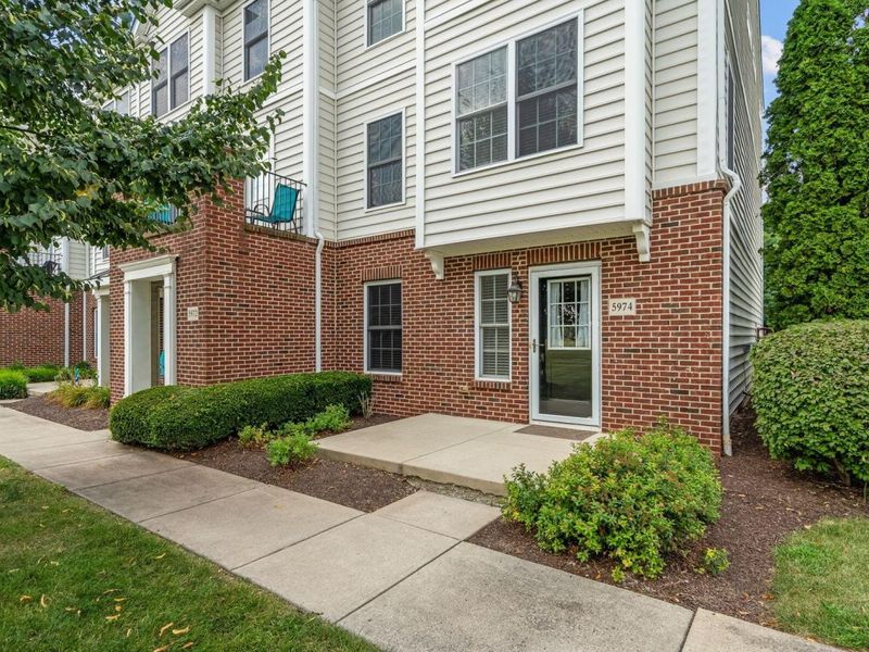 5974 Woodshire Drive, Unit 201, Westerville, OH 43081 Photo 2