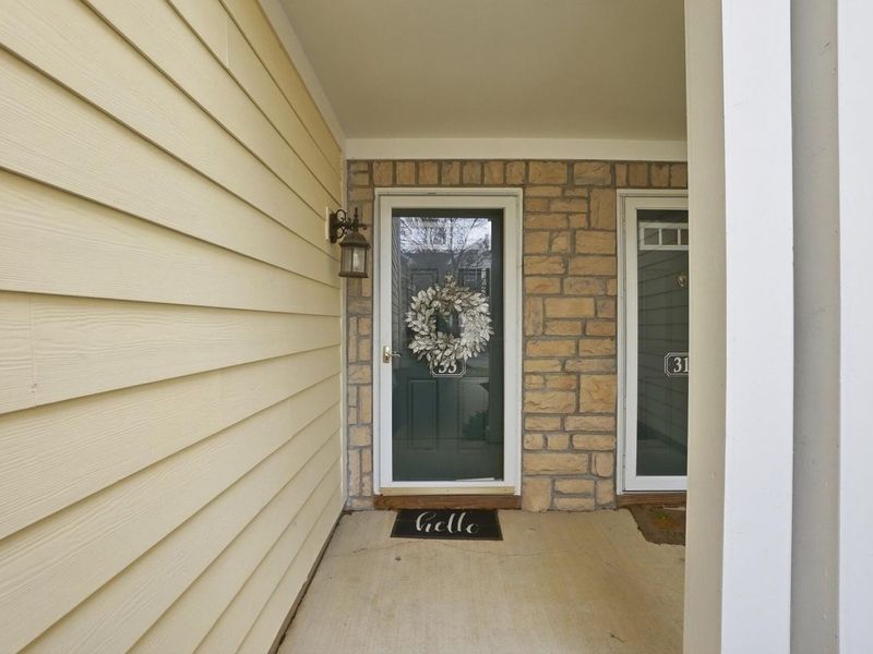 33 Lakes At Cheshire Drive, Delaware, OH 43015 Photo 2