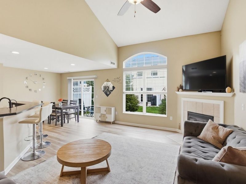 33 Lakes At Cheshire Drive, Delaware, OH 43015 Photo 5