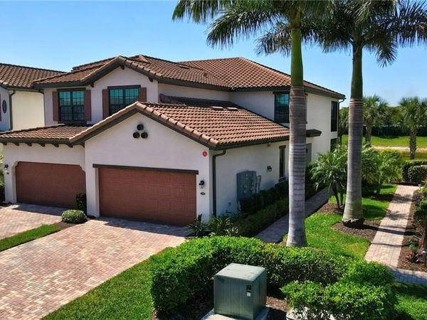 12043 Hawthorn Lake DR, Unit 102, FORT MYERS, FL 33913