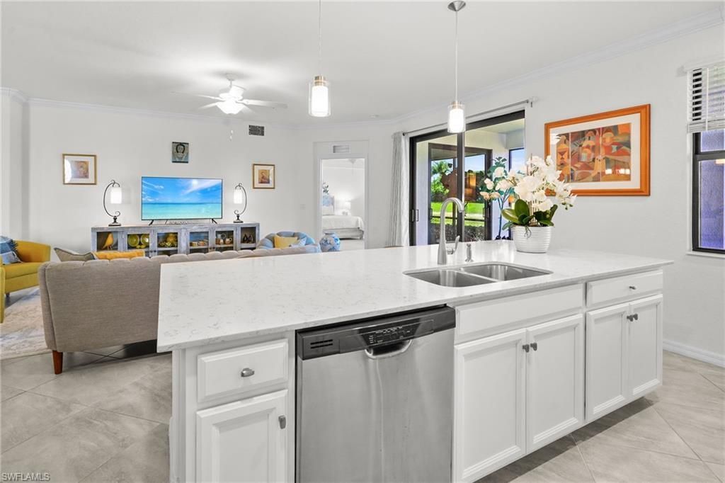 12043 Hawthorn Lake Dr, Unit 102, Fort Myers, FL 33913 Photo