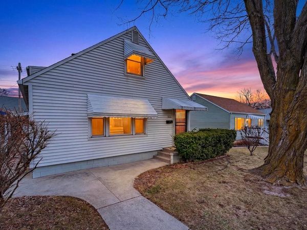 6726 W Silver Spring DRIVE, Milwaukee, WI 53218