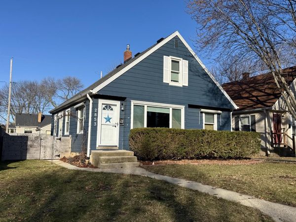 2853 N 87th STREET, Milwaukee, WI 53222